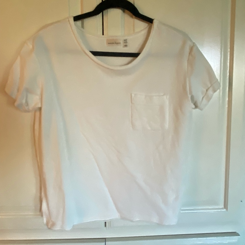 white dress tshirt